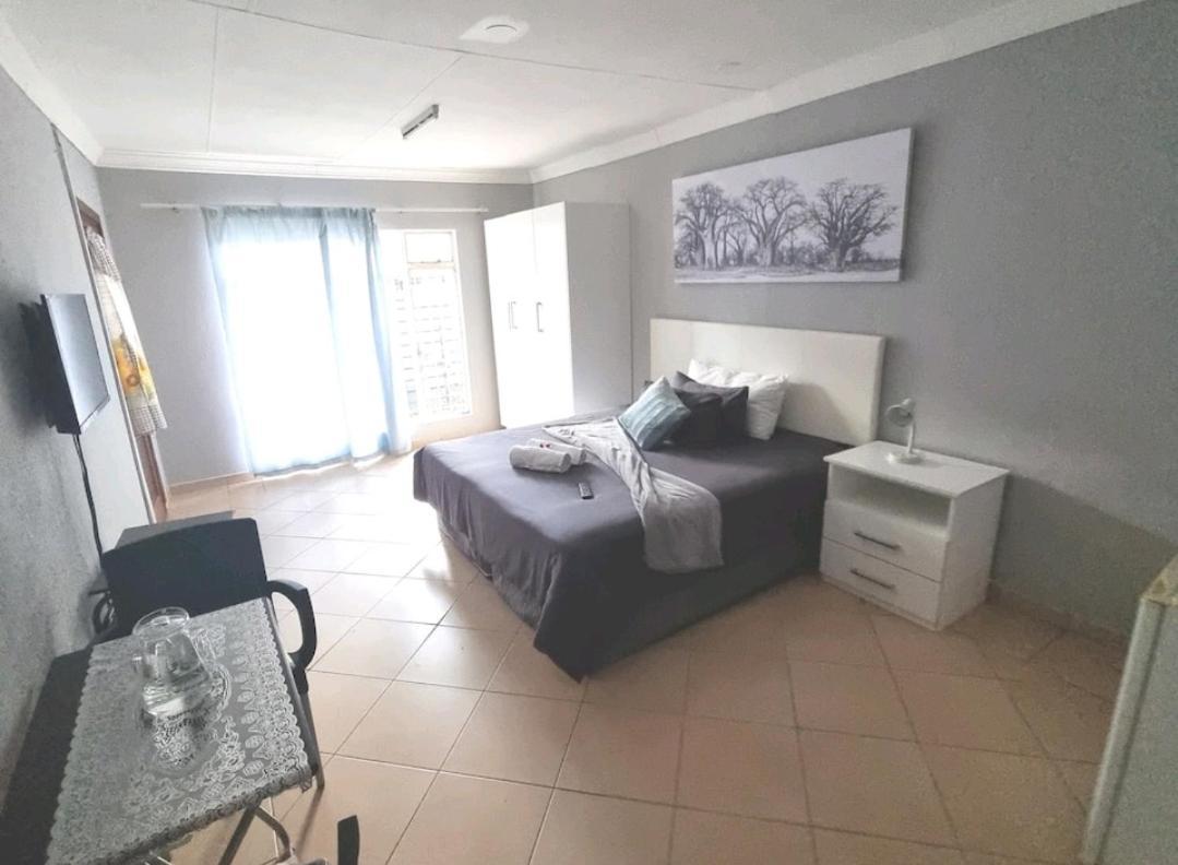 Stay At Home Airport Lodge Kempton Park Quarto foto